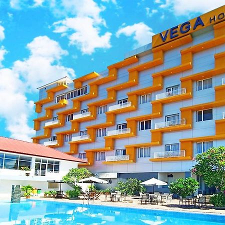 Vega Prime Hotel & Convention Sorong Eksteriør bilde