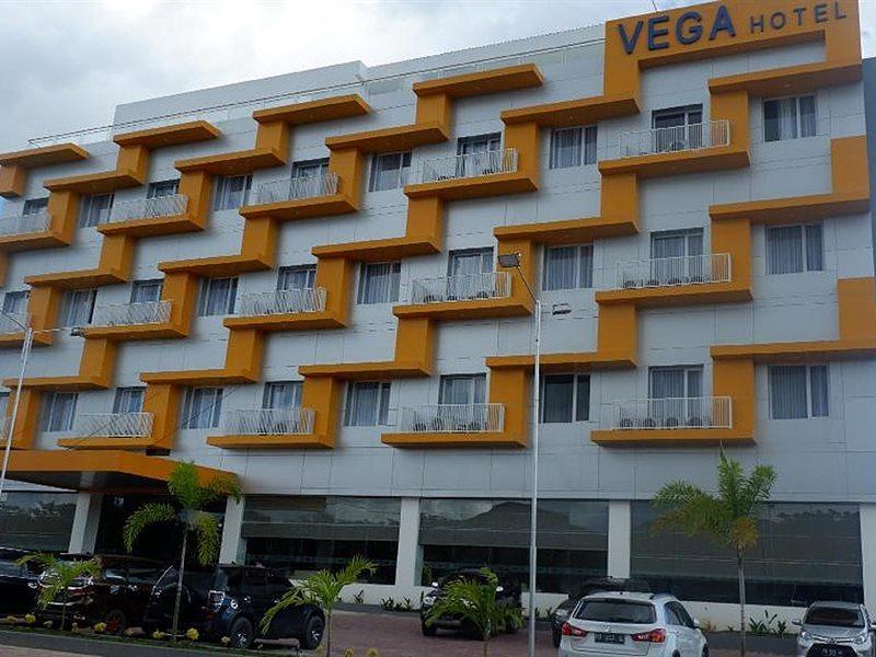Vega Prime Hotel & Convention Sorong Eksteriør bilde