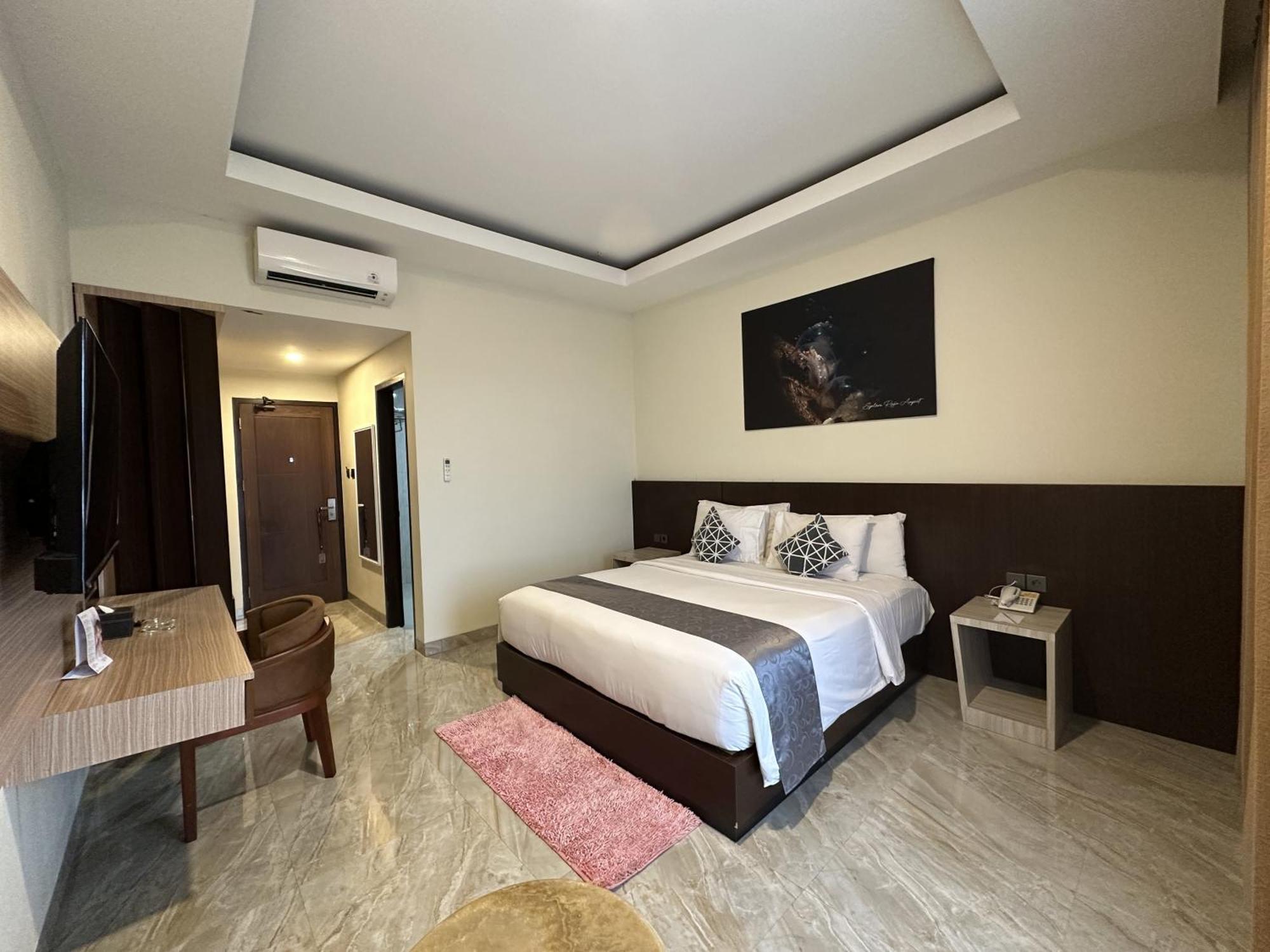Vega Prime Hotel & Convention Sorong Eksteriør bilde